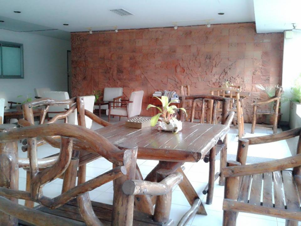 M In Korat Service Apartment Nakhon Ratchasima Extérieur photo