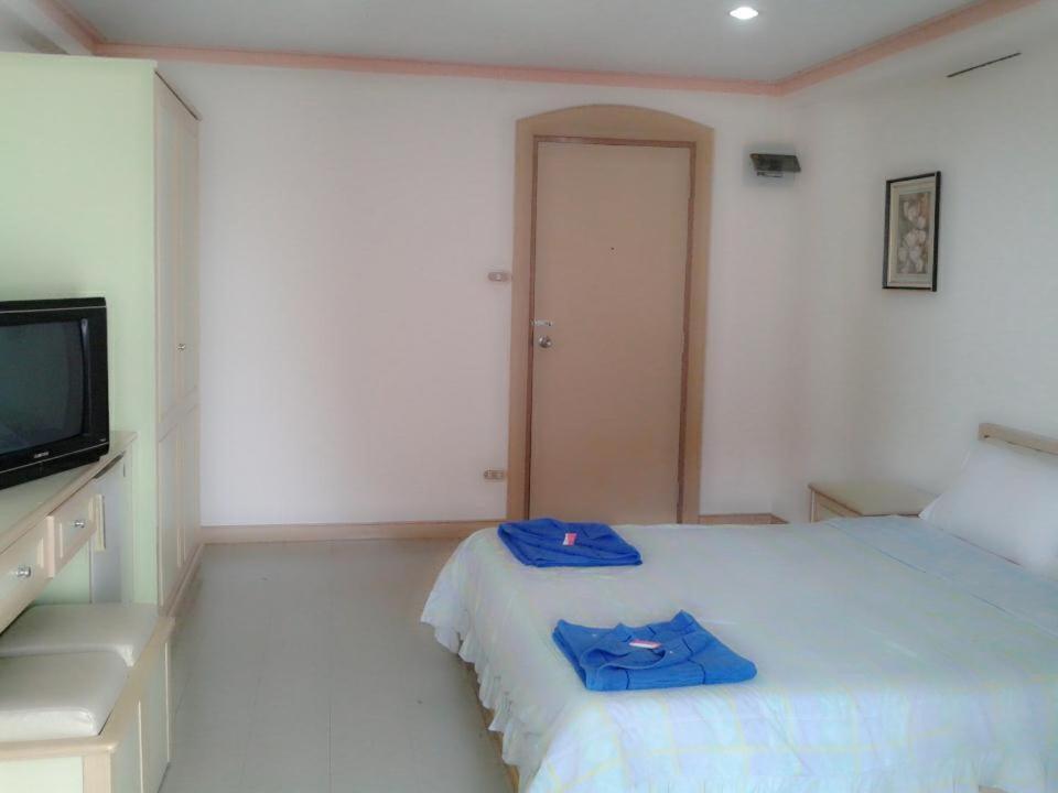 M In Korat Service Apartment Nakhon Ratchasima Extérieur photo