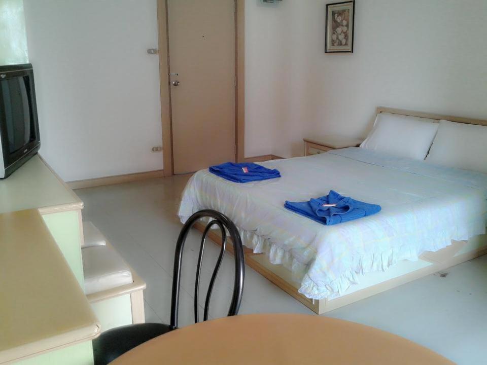 M In Korat Service Apartment Nakhon Ratchasima Extérieur photo