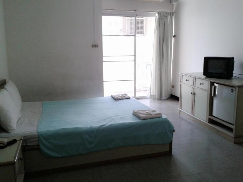 M In Korat Service Apartment Nakhon Ratchasima Extérieur photo